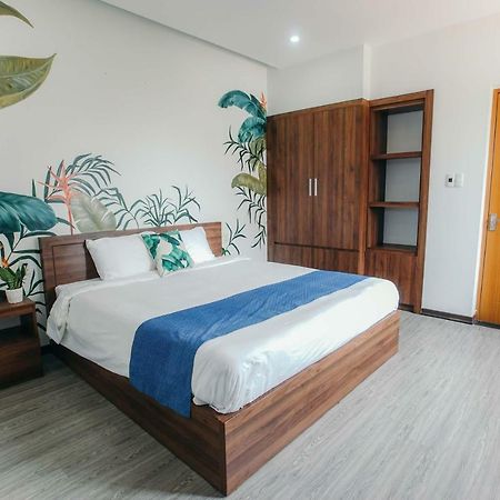 Royal Lion Hotel & Apartment Дананг Екстер'єр фото