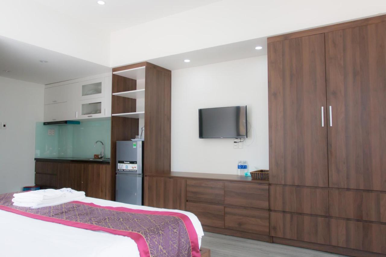 Royal Lion Hotel & Apartment Дананг Екстер'єр фото