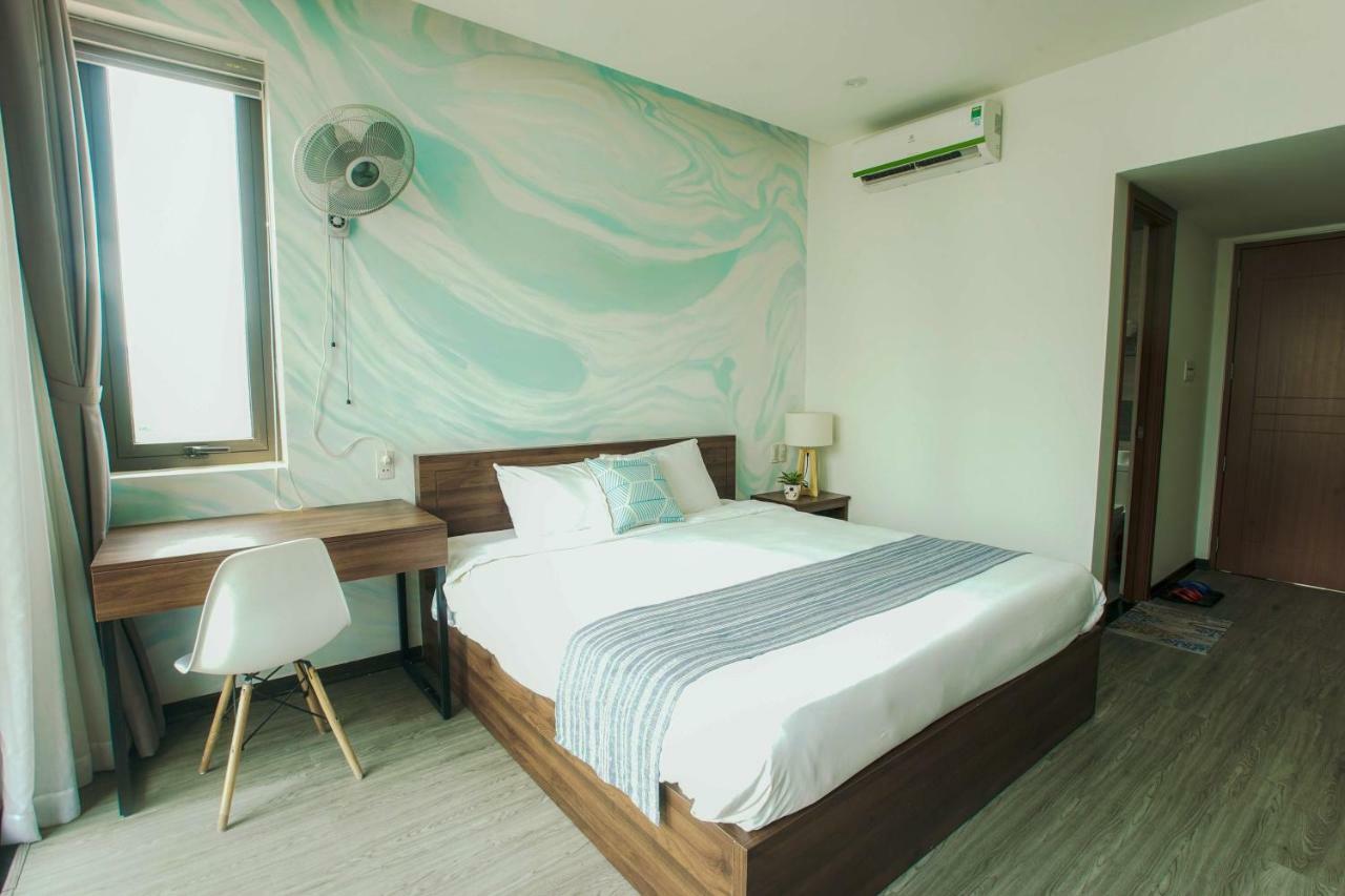 Royal Lion Hotel & Apartment Дананг Екстер'єр фото
