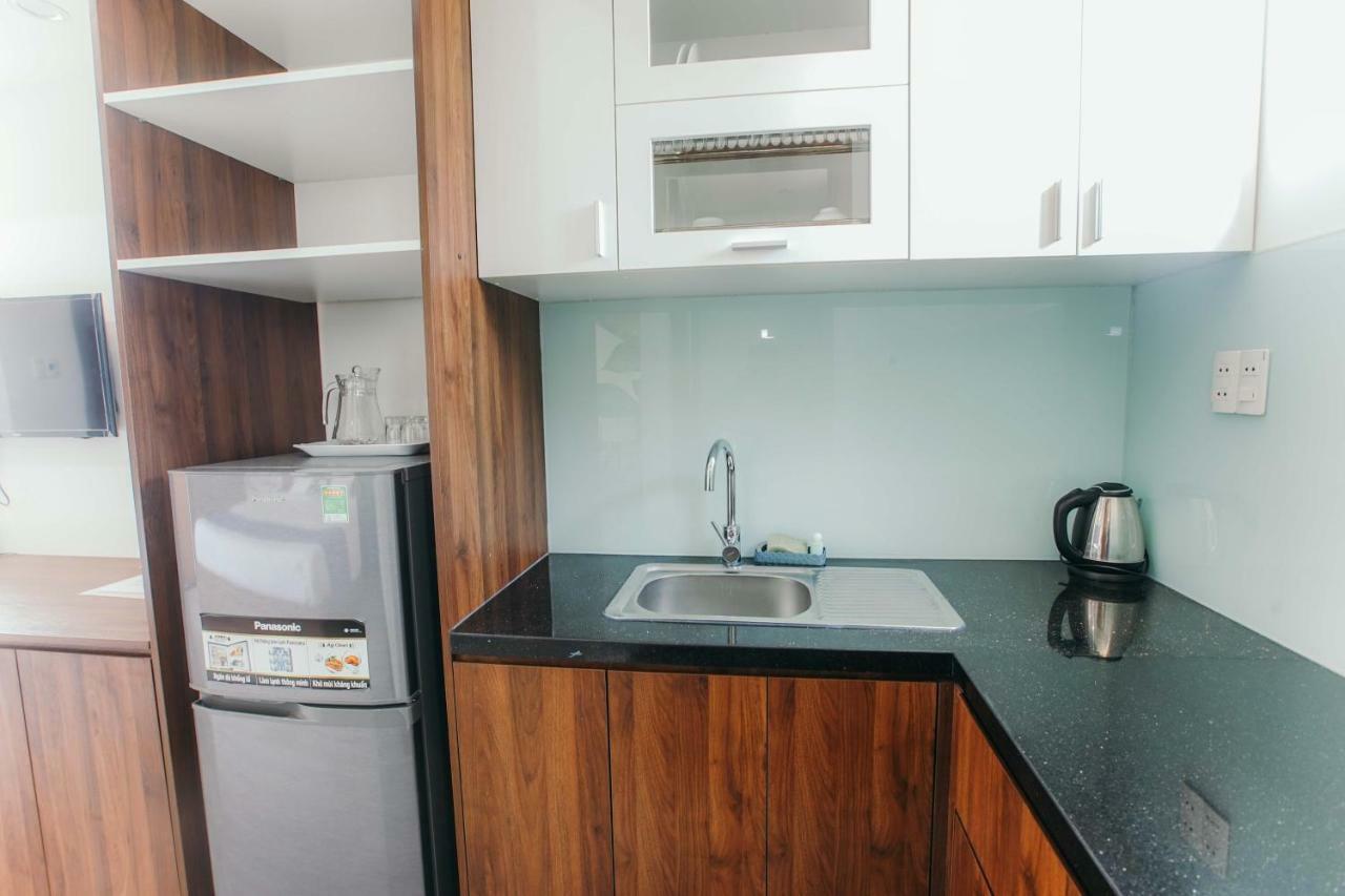 Royal Lion Hotel & Apartment Дананг Екстер'єр фото